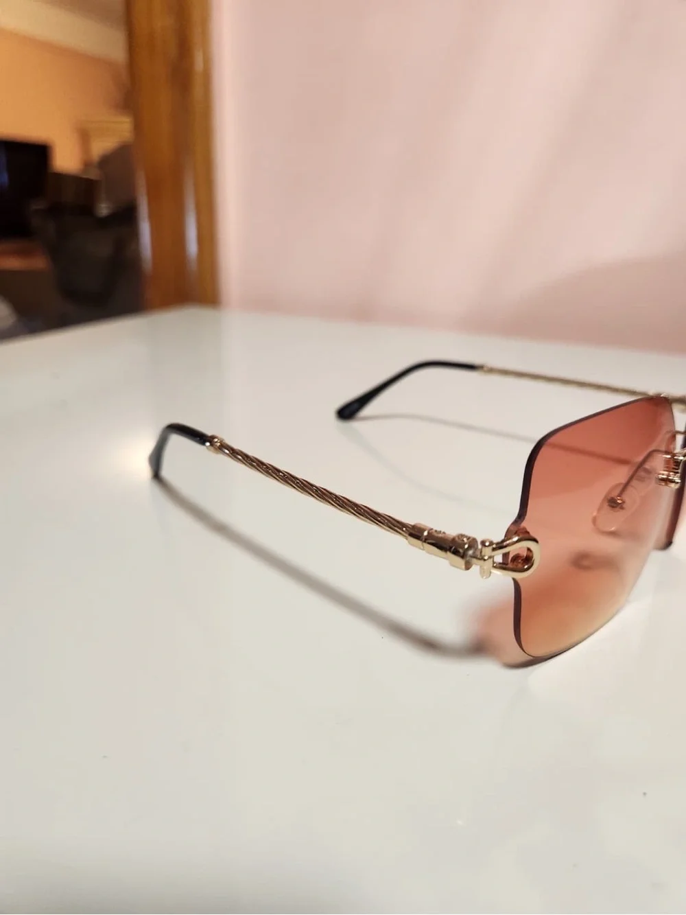 Unisex Geometric Rimless Sunglasses Pink Tinted Lenses Gold Metal Frame w/ Case